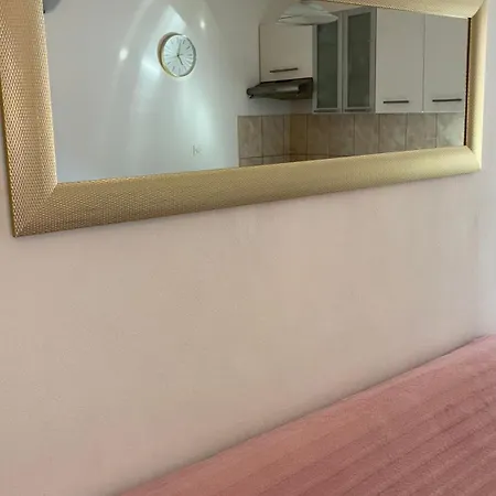Apartment M&i *